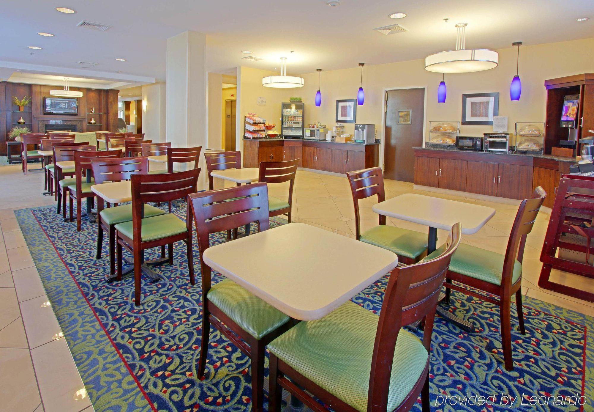 Fairfield Inn & Suites By Marriott New York Long Island City/Manhattan View Restaurant foto