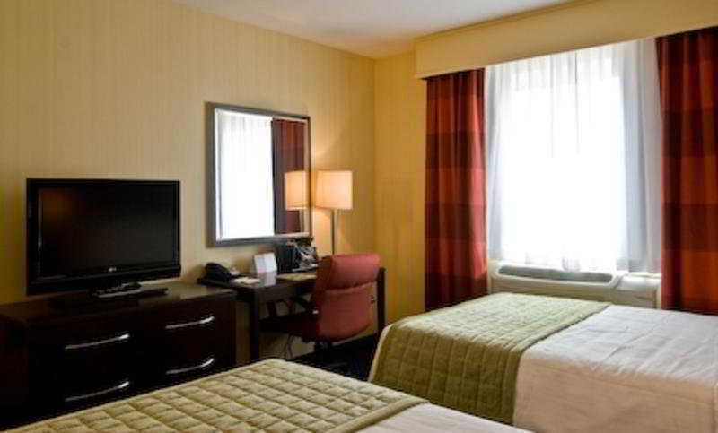 Fairfield Inn & Suites By Marriott New York Long Island City/Manhattan View Exterior foto